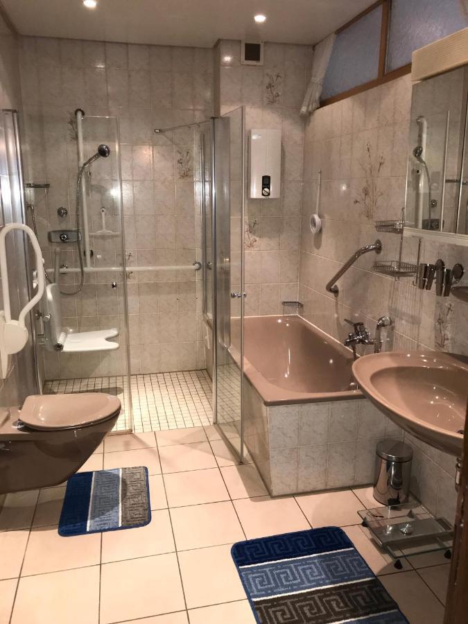 Willa Ferienhaus Loehr Mit Treppenlift Koblencja Zewnętrze zdjęcie